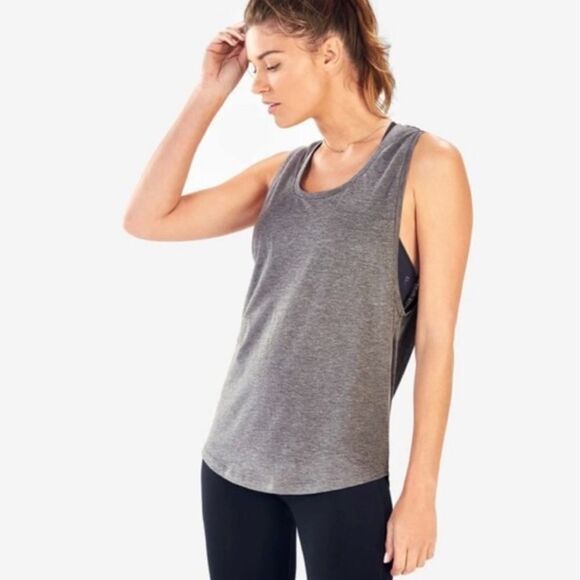 Fabletics Heather Grey “Never Settle” Janis Muscle Tank  Top - Picture 2 of 9